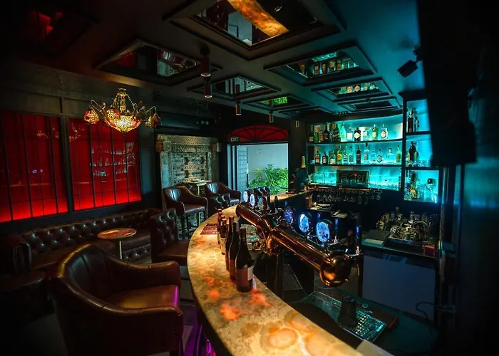 Boutique 3br X The Lobby Bar & Bed * Bangkok