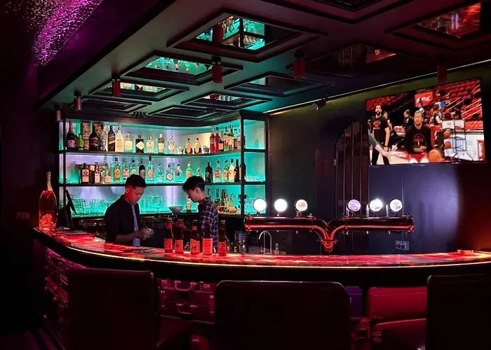 Boutique 3br X The Lobby Bar & Bed * Bangkok