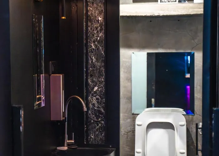 Boutique 3br X The Lobby Bar & Bed Apartment Bangkok