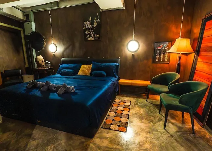 Boutique 3br X The Lobby Bar & Bed Apartment