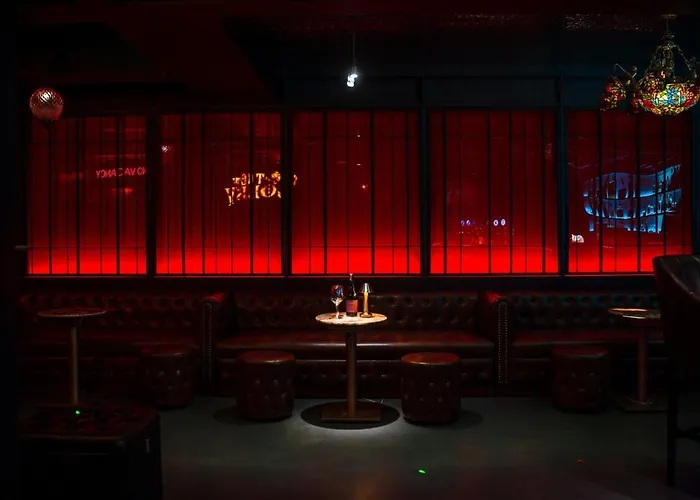 Boutique 3br X The Lobby Bar & Bed Apartment Bangkok