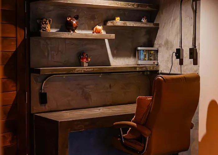 Boutique 3br X The Lobby Bar & Bed * Bangkok