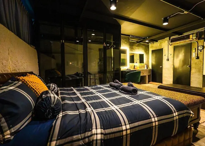 Apartment Boutique 3br X The Lobby Bar & Bed