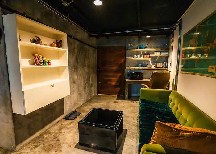 Boutique 3br X The Lobby Bar & Bed * Bangkok