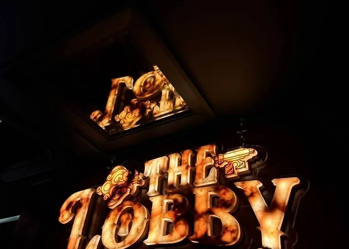 Boutique 3br X The Lobby Bar & Bed Apartment