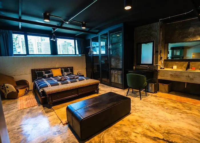 Boutique 3br X The Lobby Bar & Bed * Bangkok