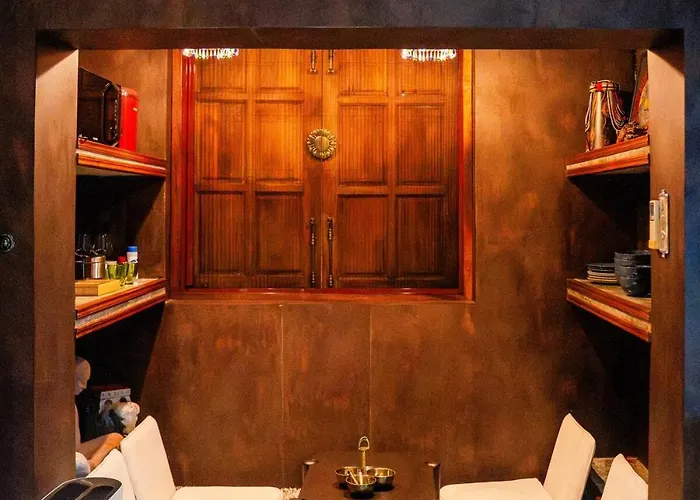 Apartment Boutique 3br X The Lobby Bar & Bed